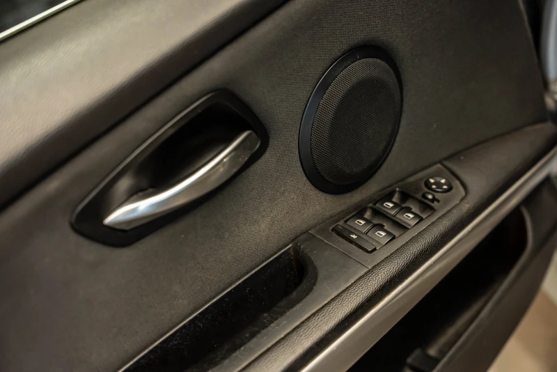 BMW 325 xDrive, снимка 7 - Автомобили и джипове - 51505705