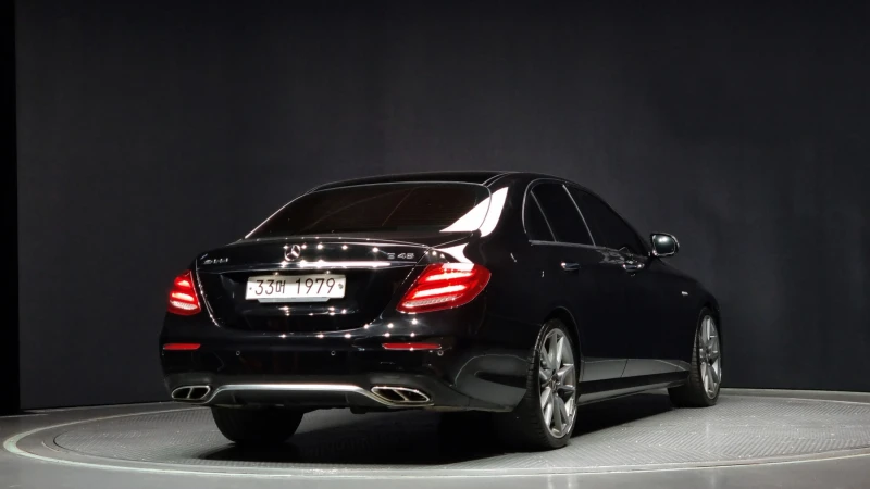 Mercedes-Benz E 43 AMG FULL, снимка 2 - Автомобили и джипове - 52447072