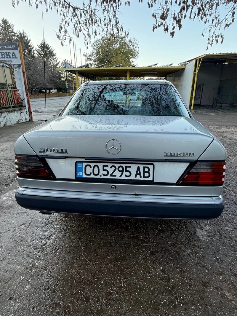Mercedes-Benz 124 300ТД климатик, снимка 4 - Автомобили и джипове - 52736216