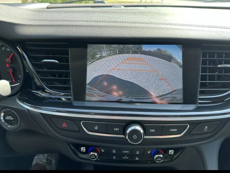 Opel Insignia, снимка 11 - Автомобили и джипове - 52770807