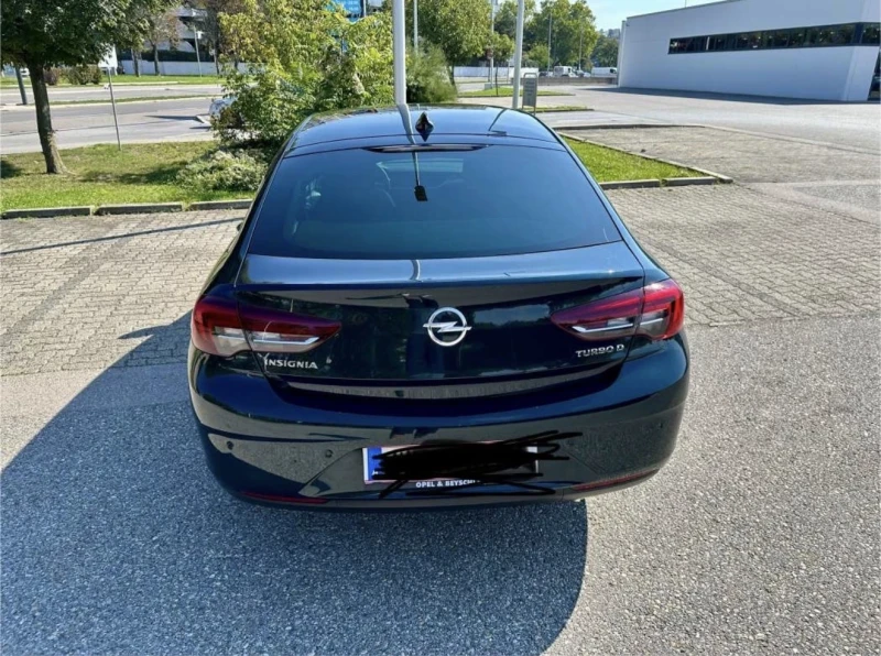 Opel Insignia, снимка 4 - Автомобили и джипове - 52770807