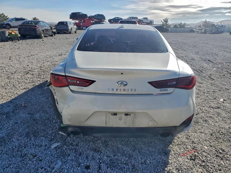 Infiniti Q 60* LUXE 300* MAJESTIC WHITE* Keyless* Подгрев* На, снимка 6 - Автомобили и джипове - 52958622