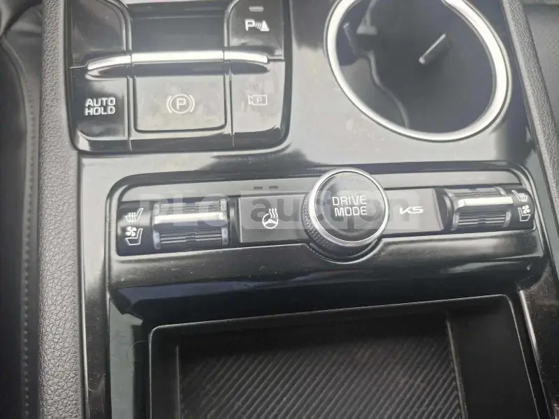 Kia K5, снимка 14 - Автомобили и джипове - 55034415