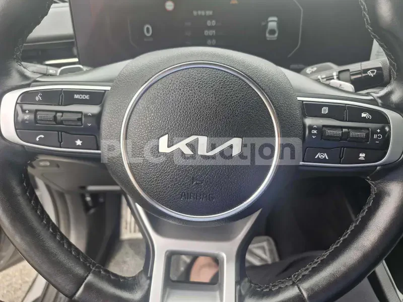 Kia K5, снимка 17 - Автомобили и джипове - 55034415