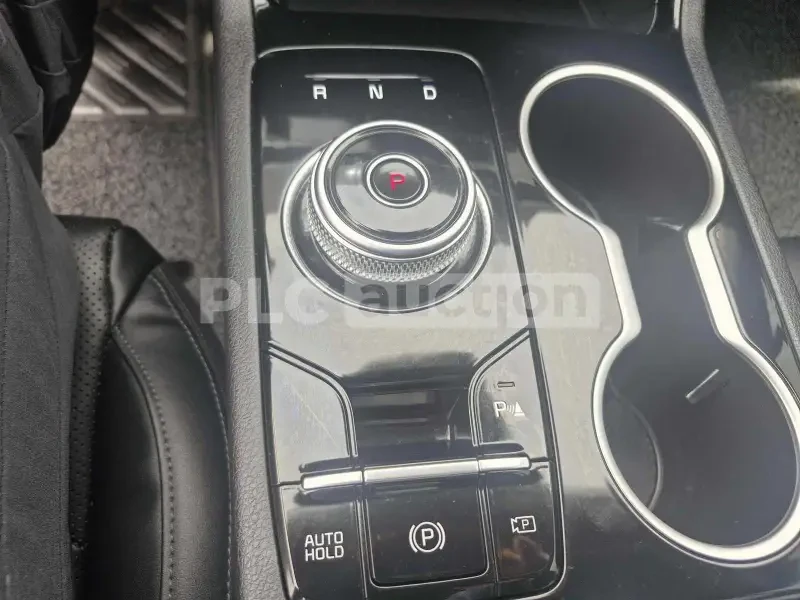 Kia K5, снимка 13 - Автомобили и джипове - 55034415