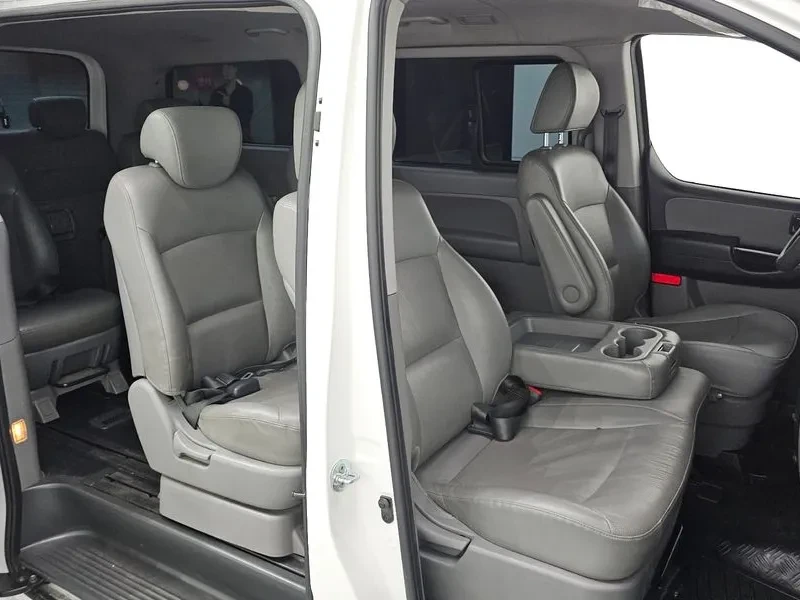 Hyundai Starex 12-Seater Wagon Cvx Deluxe | Mobile.bg � ����������� 12