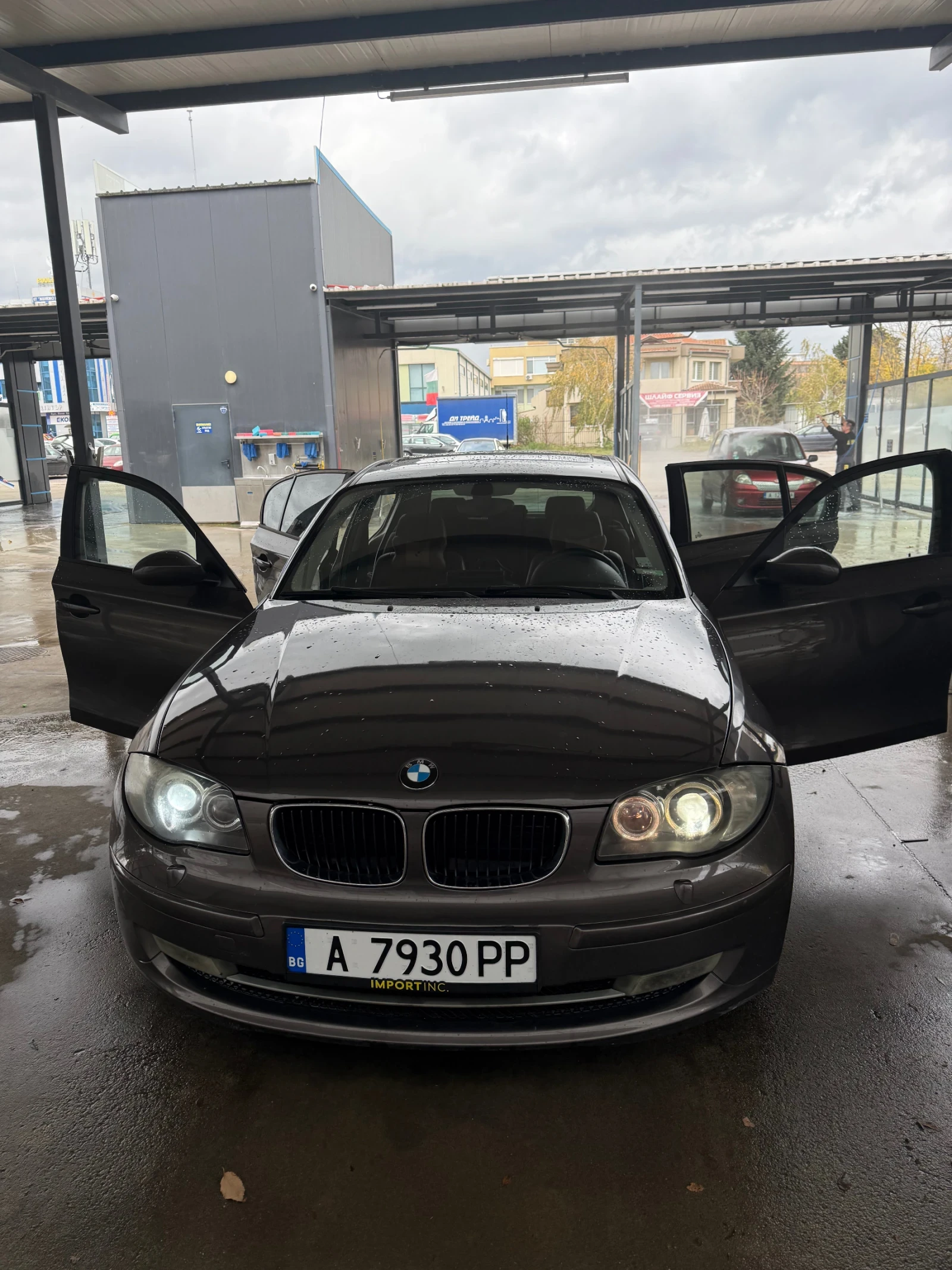 BMW 118, снимка 1