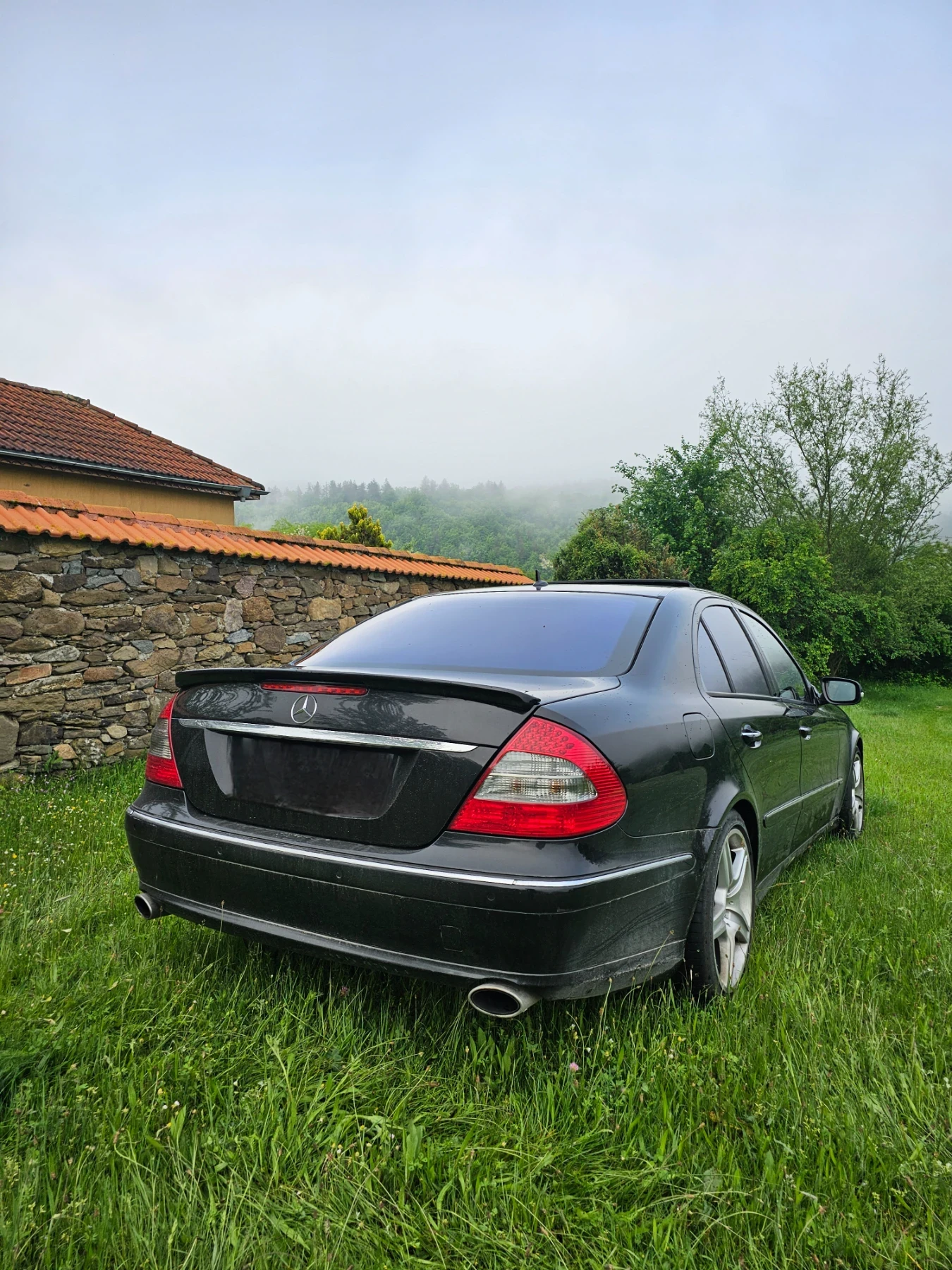 Mercedes-Benz E 500 4-Matic - изображение 6