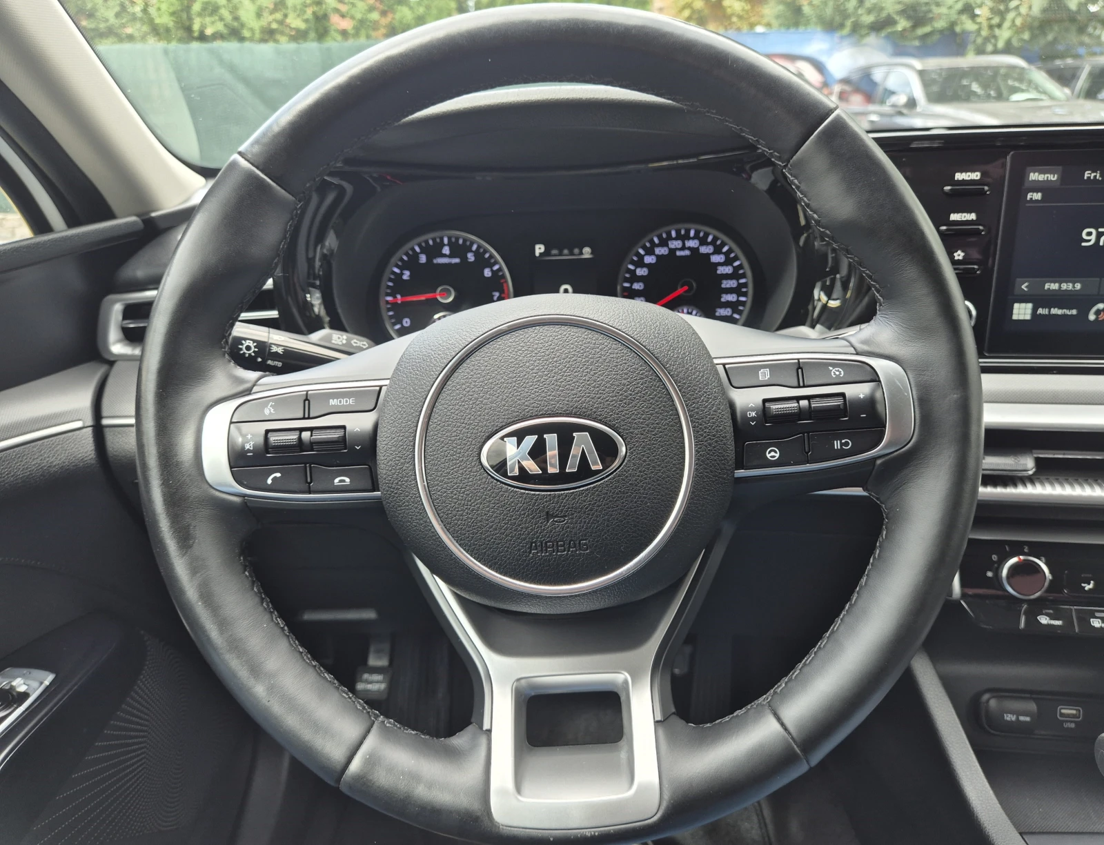 Kia K5 2.0 cm3 LPG - изображение 9