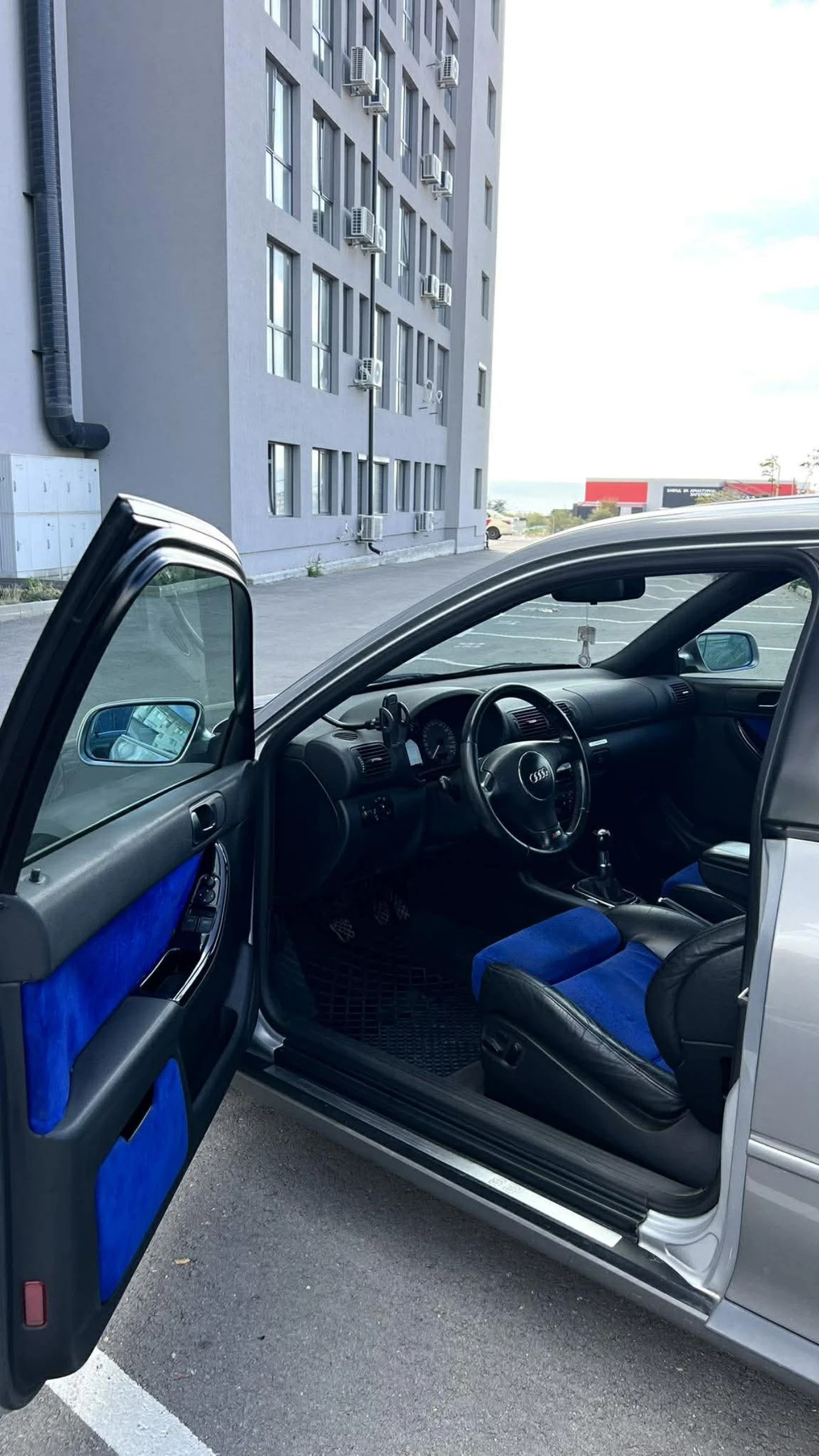 Audi S3 | Mobile.bg   10