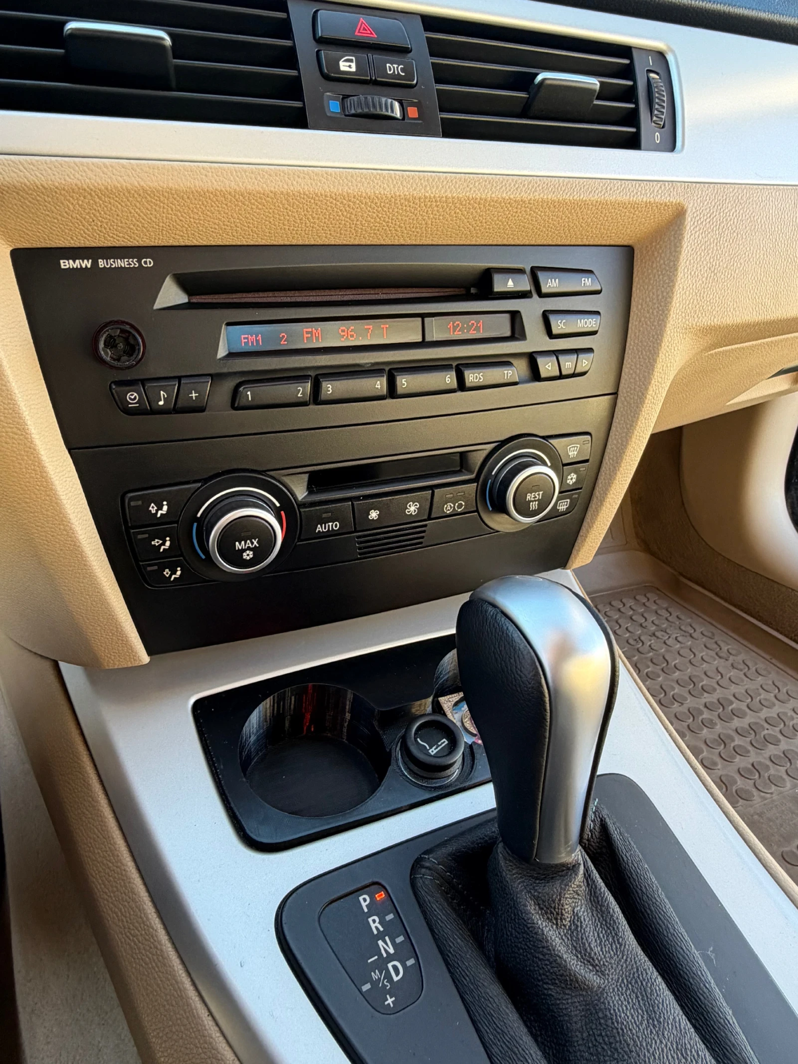 BMW 330 E90 - изображение 9