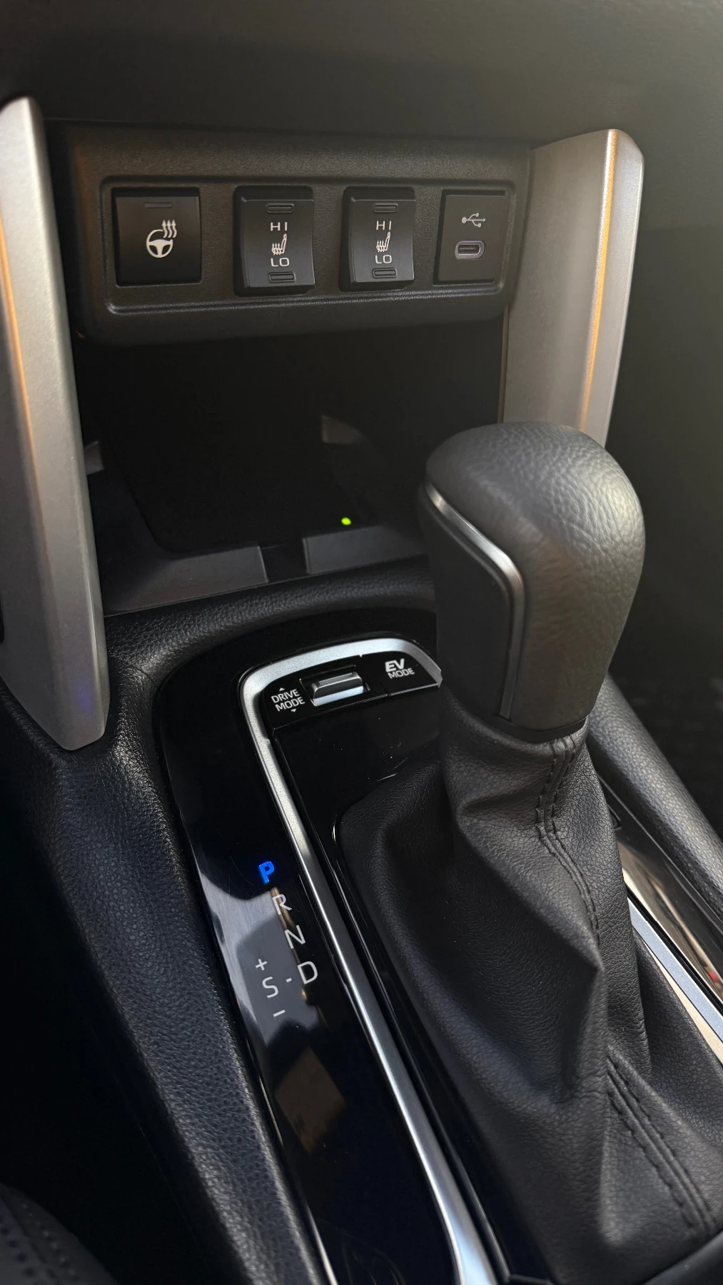 Toyota Corolla Cross 2.0 Hybrid XSE 4X4 | Mobile.bg � ����������� 17