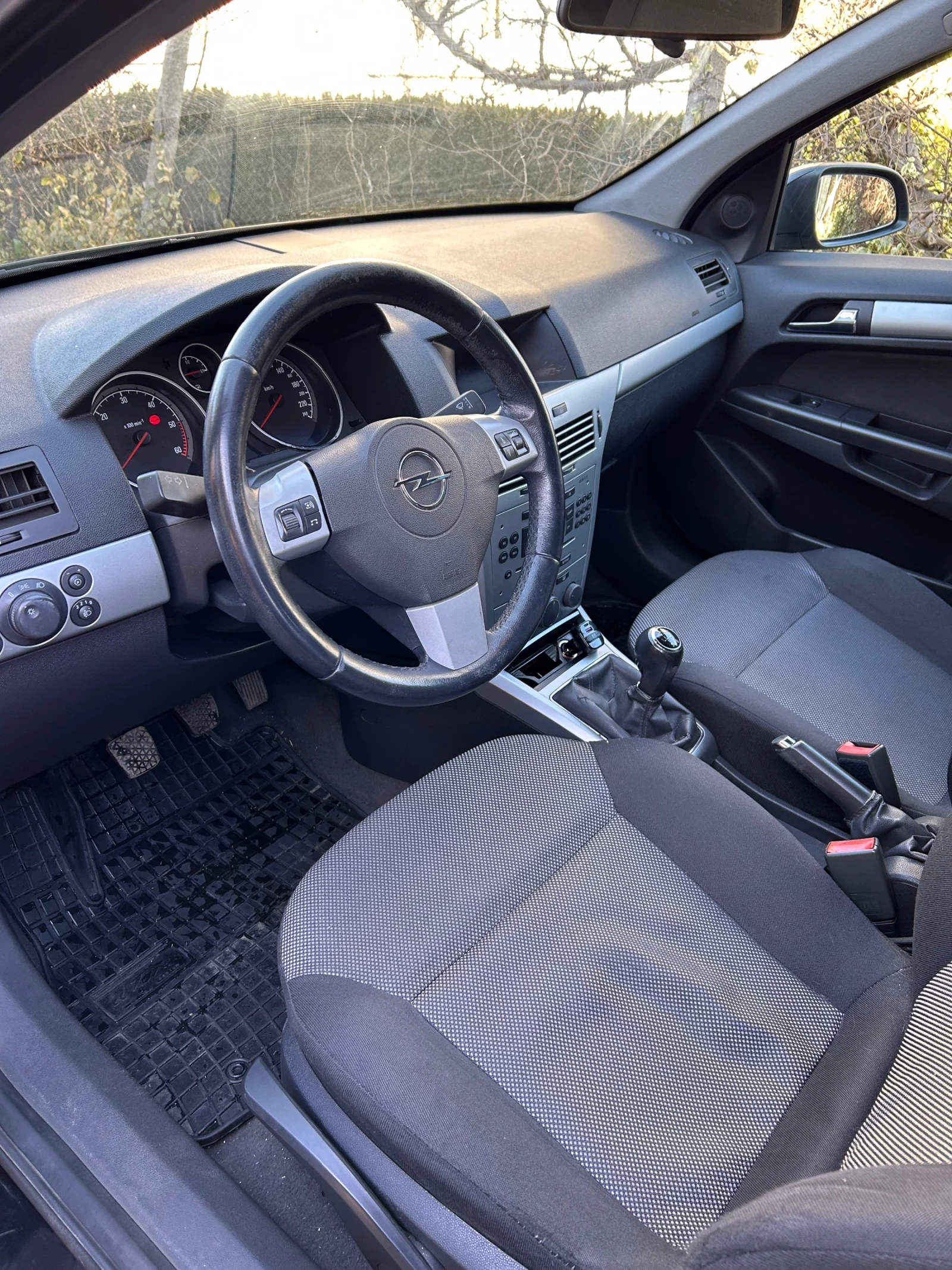 Opel Astra, снимка 6 - Автомобили и джипове - 53803501