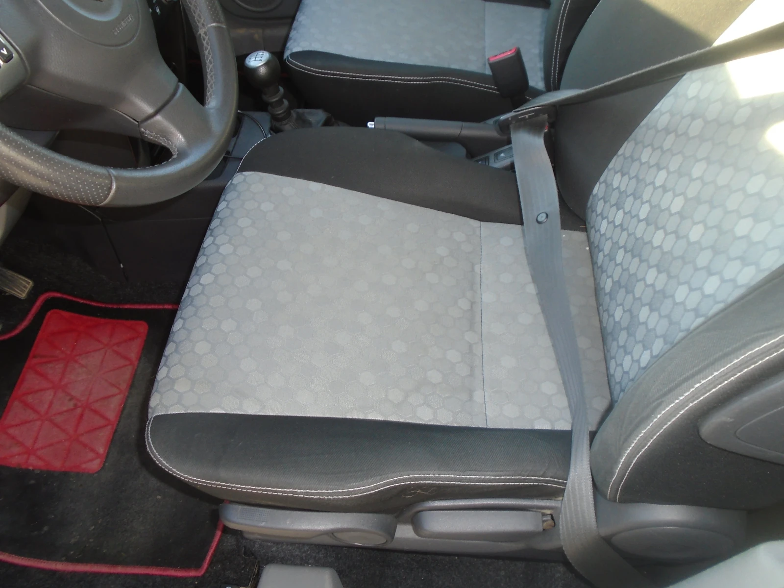 Suzuki SX4, снимка 14 - Автомобили и джипове - 54100437