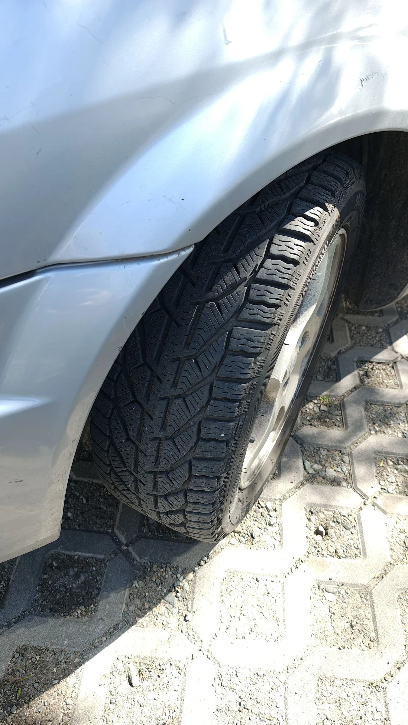 Mazda 323 | Mobile.bg � ����������� 10