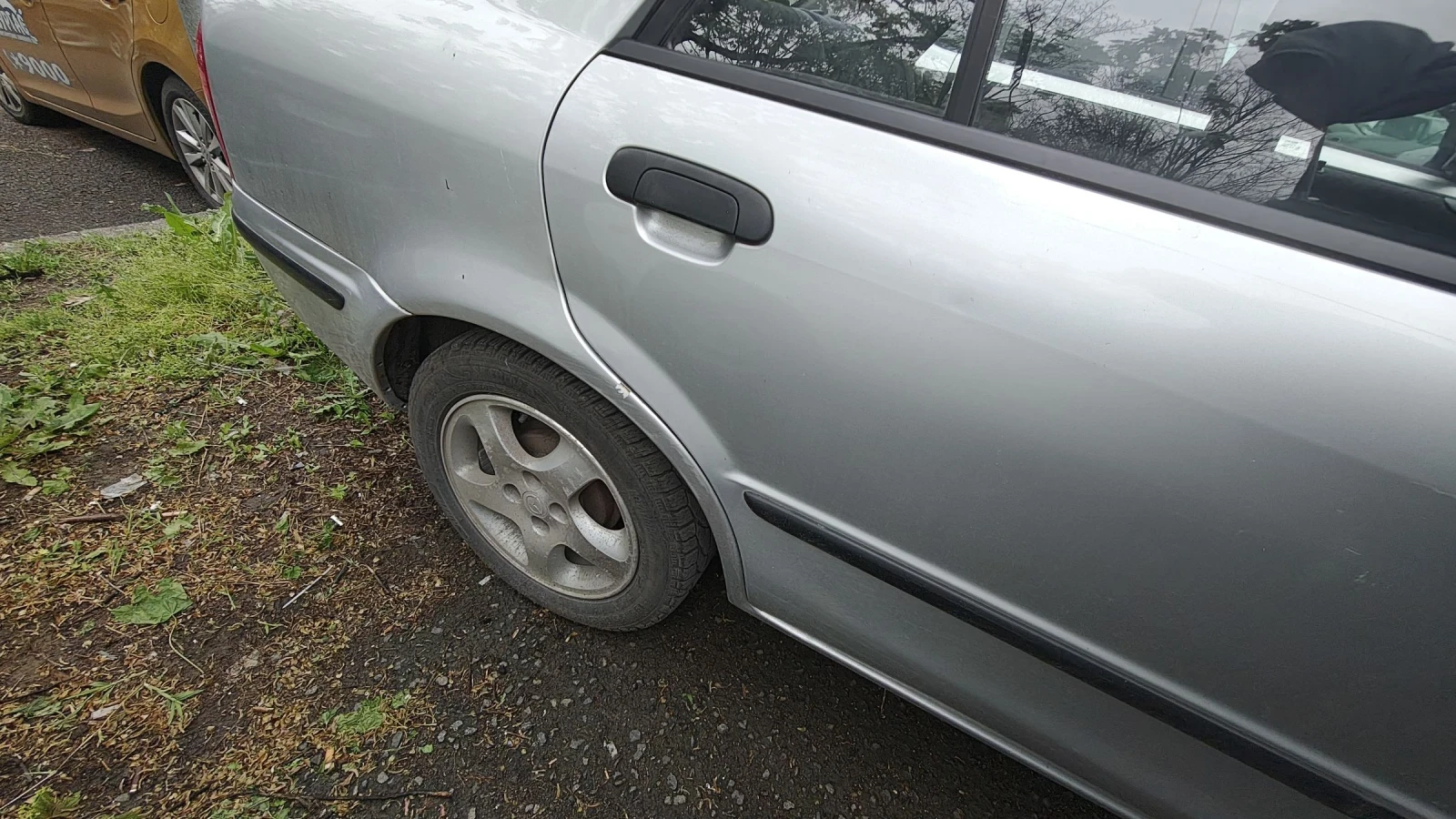 Mazda 323 | Mobile.bg � ����������� 9
