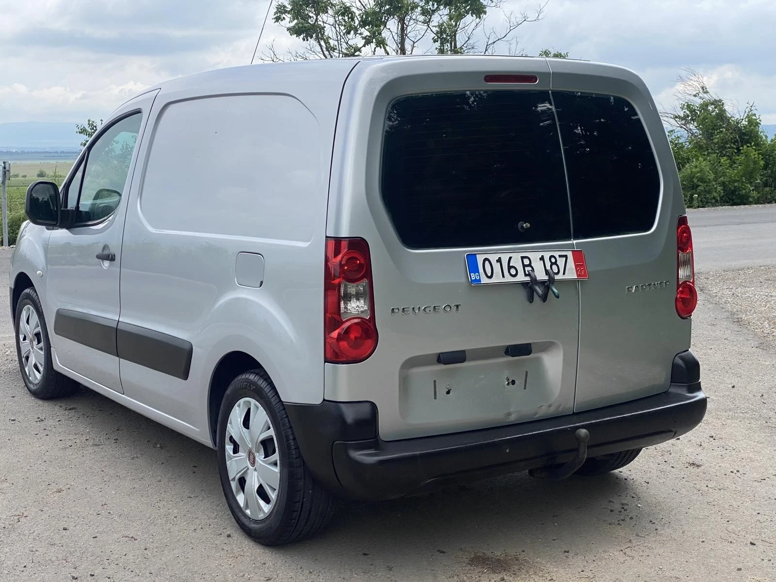 Peugeot Partner 1.6 HDI/КЛИМА/, снимка 5 - Автомобили и джипове - 54644303