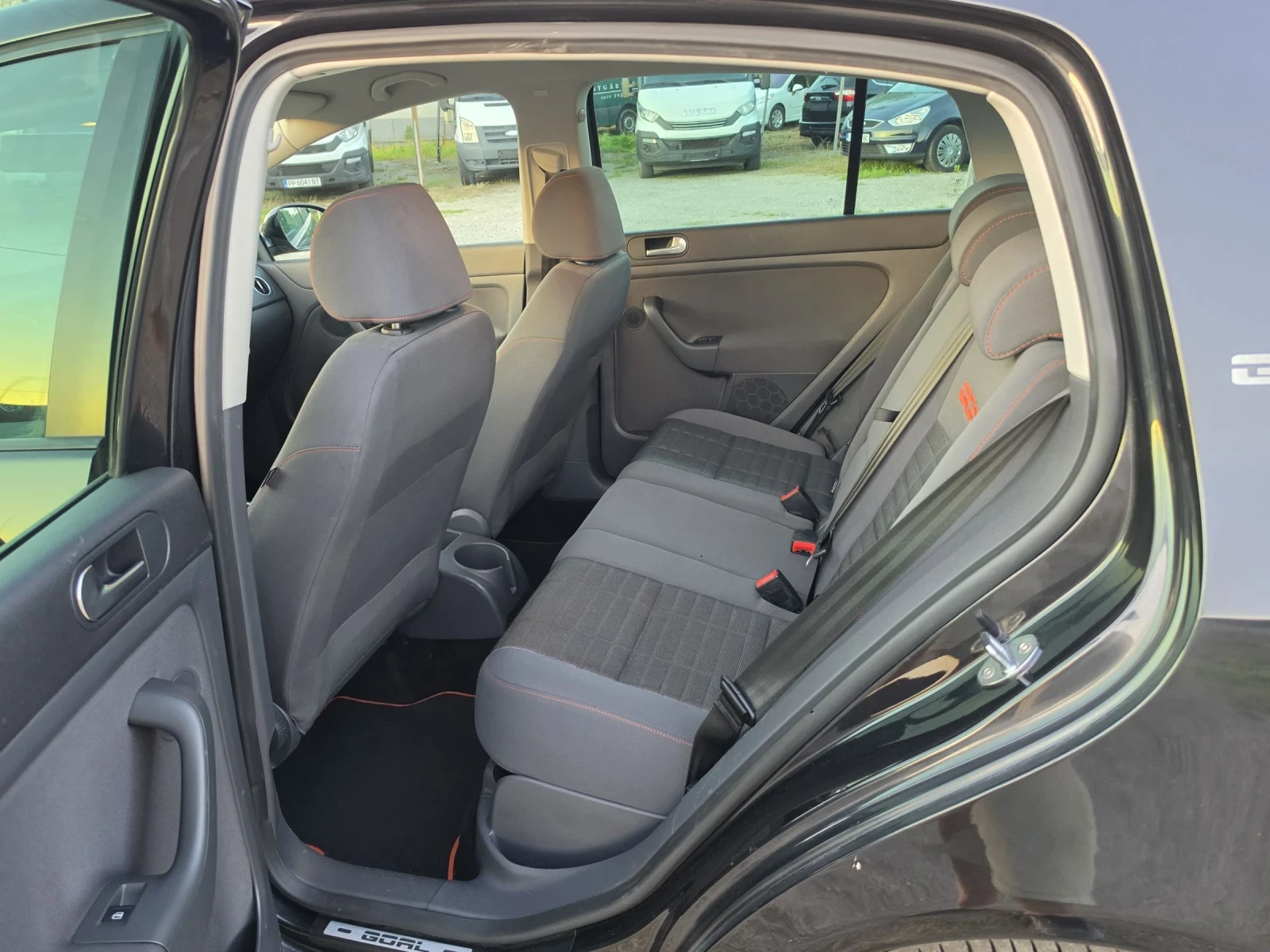 VW Golf Plus 1.4/16/V/80kc, снимка 12 - Автомобили и джипове - 54701652