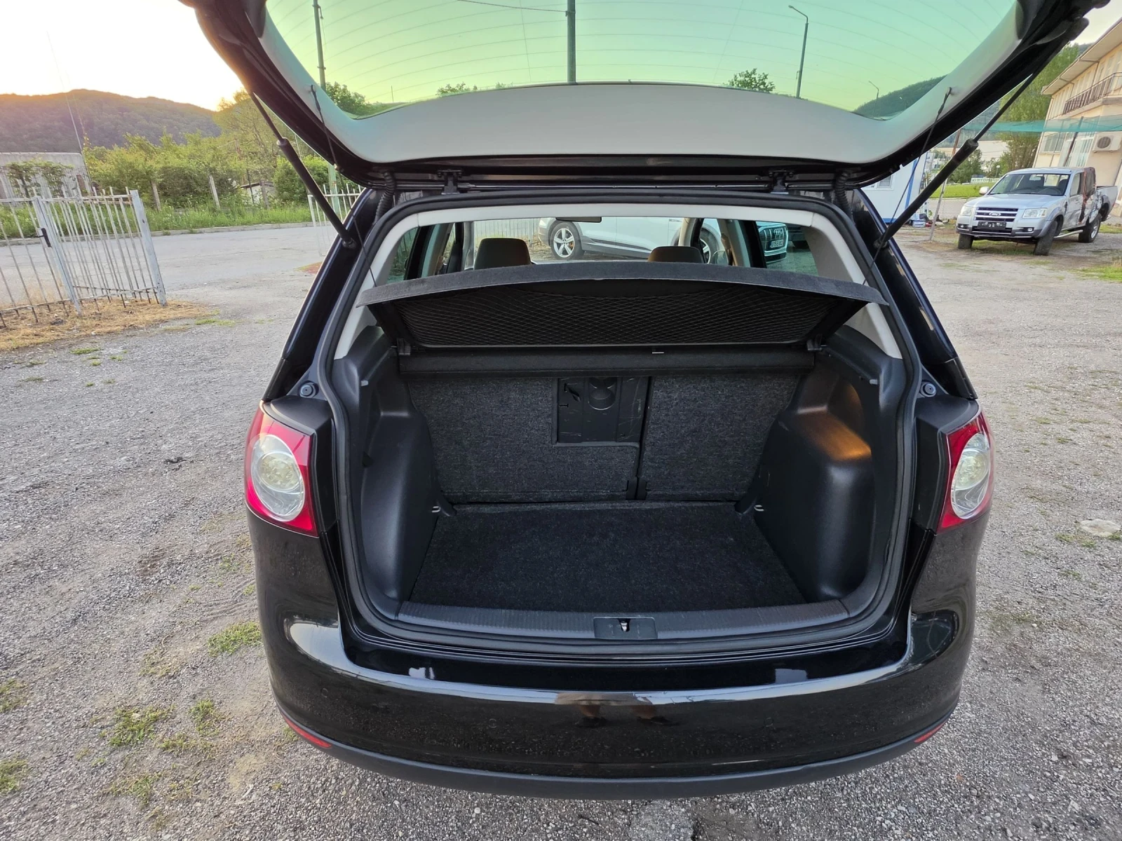 VW Golf Plus 1.4/16/V/80kc, снимка 15 - Автомобили и джипове - 54701652