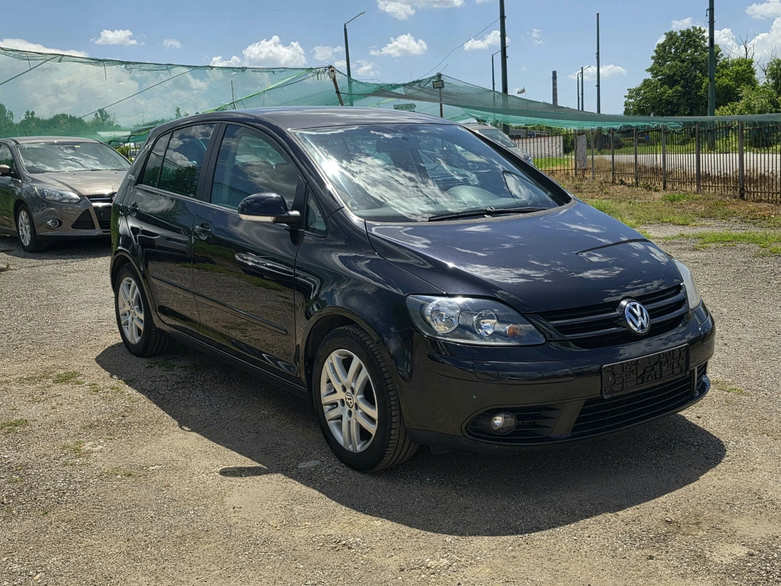 VW Golf Plus 1.4/16/V/80kc, снимка 2 - Автомобили и джипове - 54701652