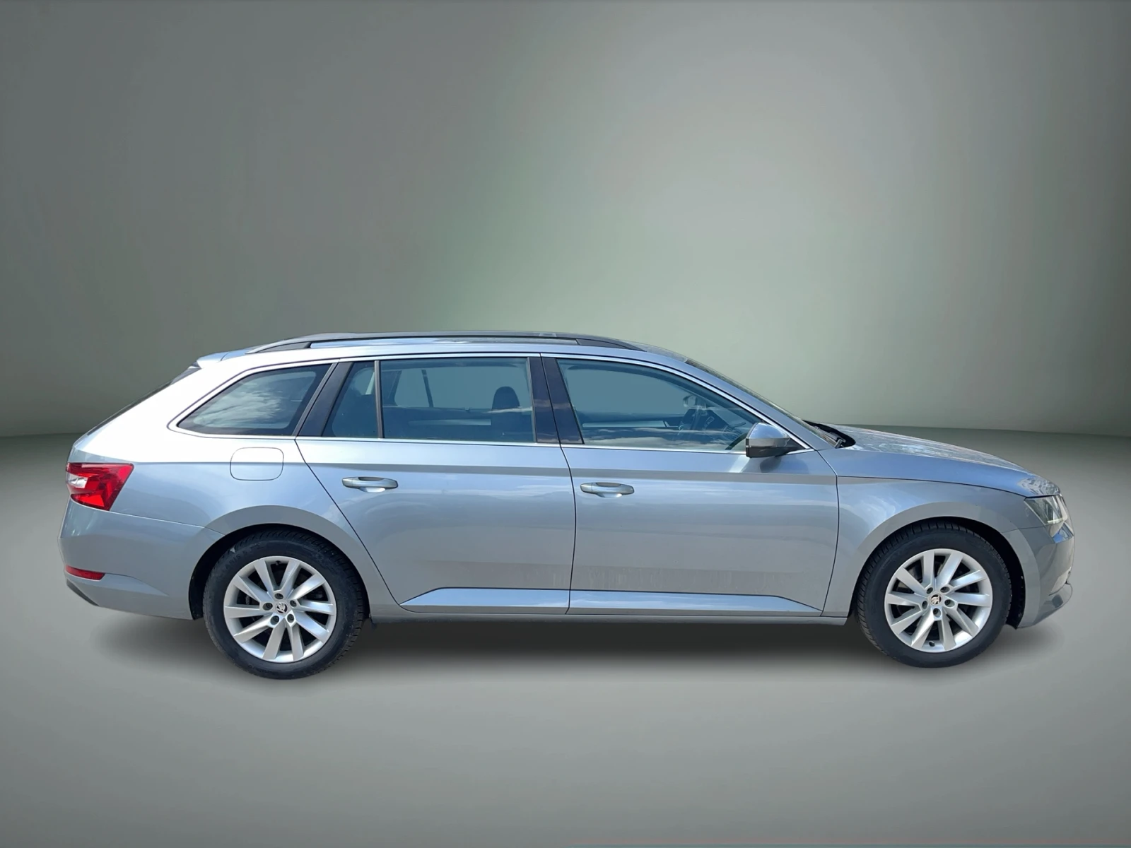 Skoda Superb 2, 0 TDI 6DSG , снимка 6 - Автомобили и джипове - 54749027