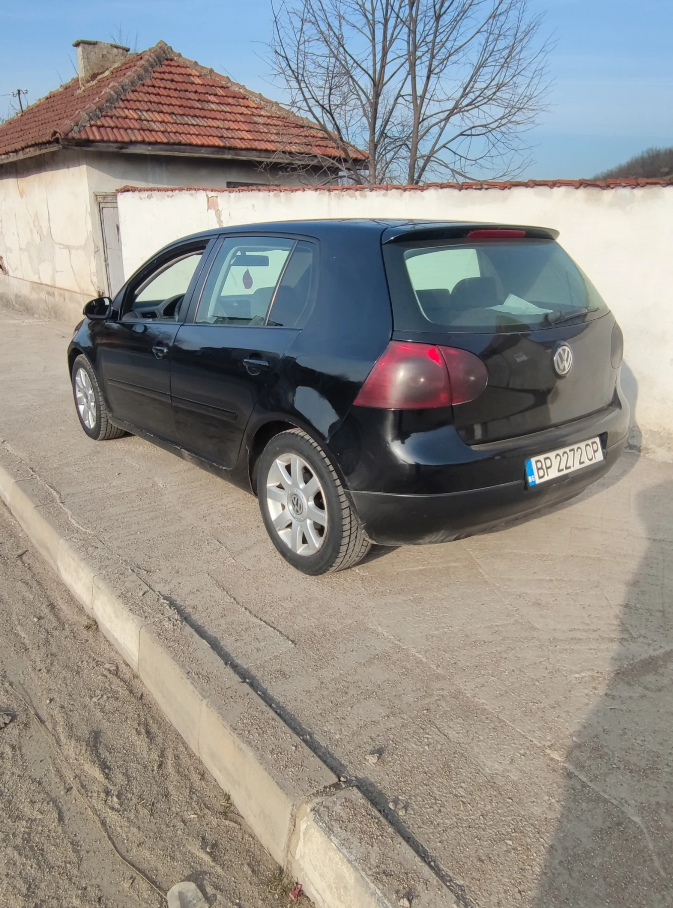 VW Golf 1.9 тди 90 кс 2005г, снимка 4 - Автомобили и джипове - 54799331