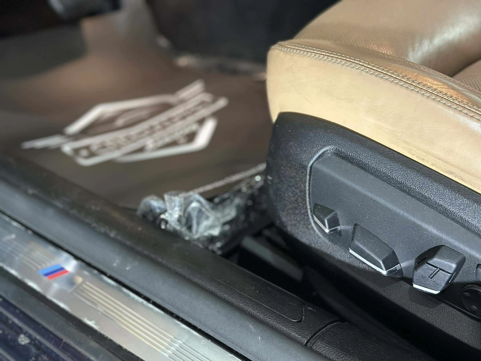 BMW 750 Li xDrive, снимка 8 - Автомобили и джипове - 55192937