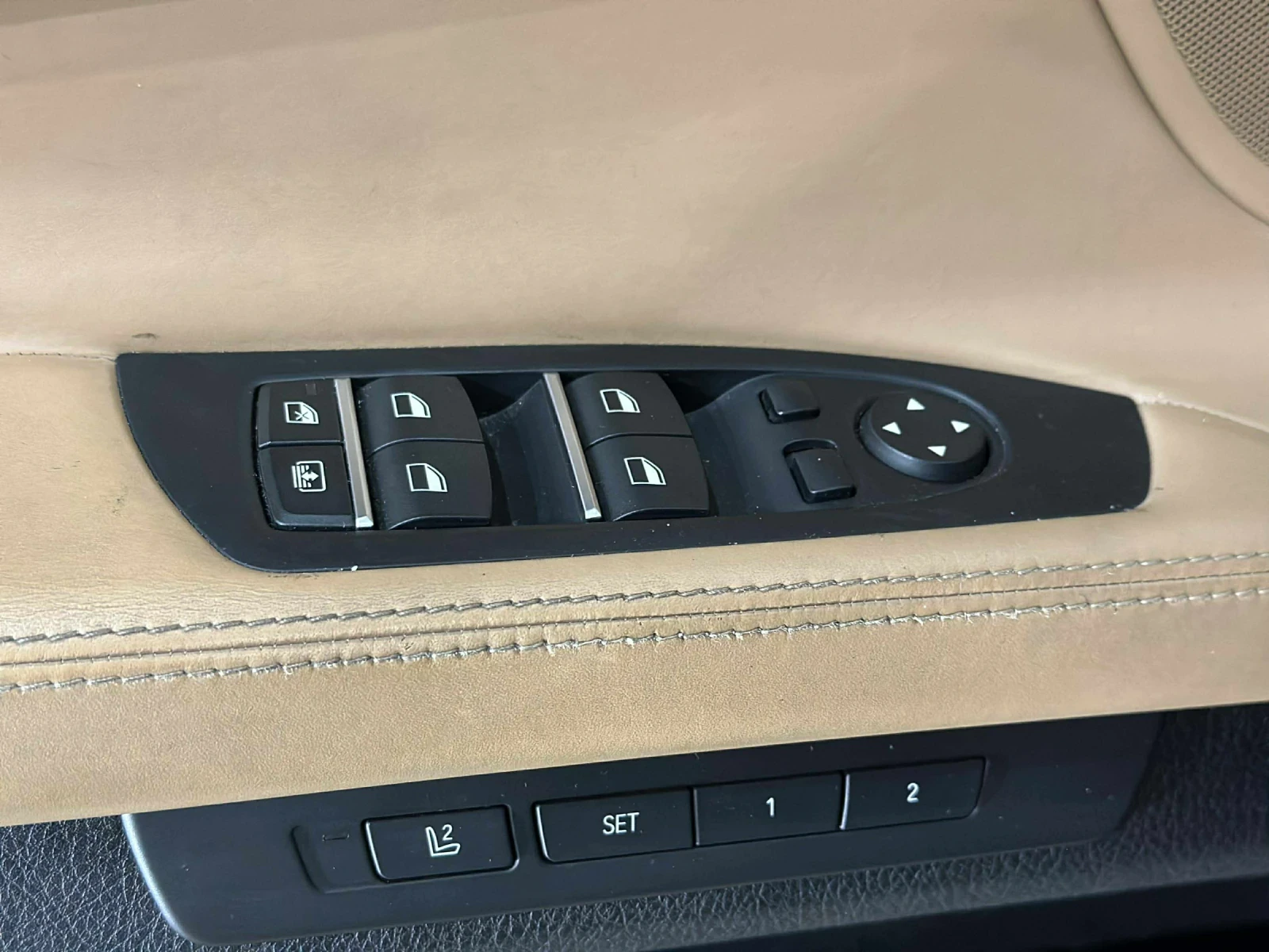 BMW 750 Li xDrive, снимка 14 - Автомобили и джипове - 55192937
