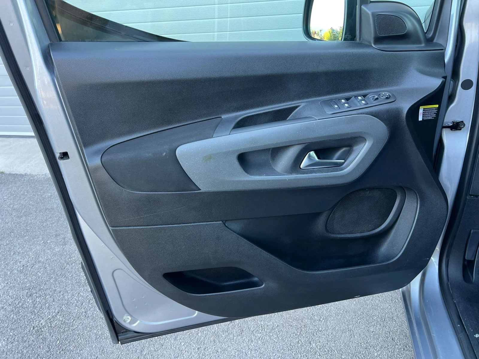 Citroen Berlingo 1.5BLUE-HDI AUTOMATIK HE-DUP NAVI CAR PLAY EVRO 6D, снимка 11 - Автомобили и джипове - 55220140