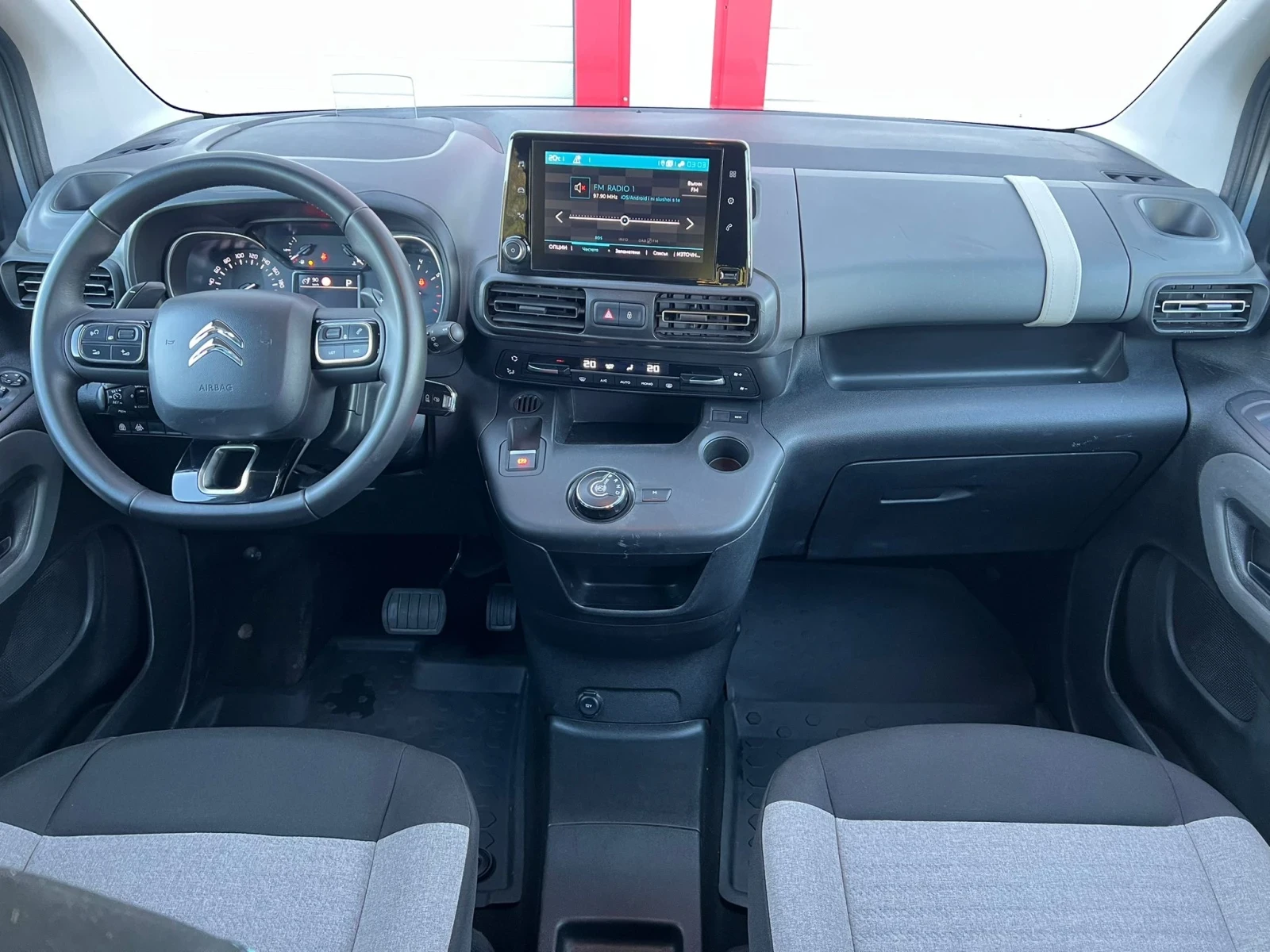 Citroen Berlingo 1.5BLUE-HDI AUTOMATIK HE-DUP NAVI CAR PLAY EVRO 6D, снимка 13 - Автомобили и джипове - 55220140