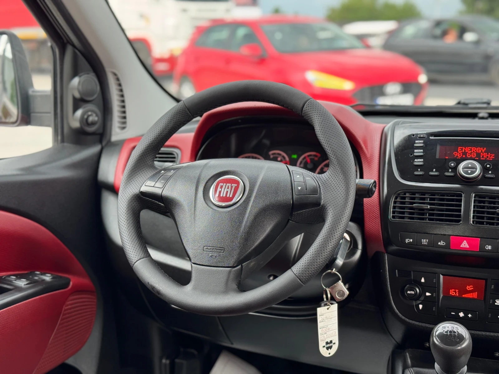 Fiat Doblo 1.6* MULTIJET* 16V* DUAL COLOR* , снимка 10 - Автомобили и джипове - 55407380