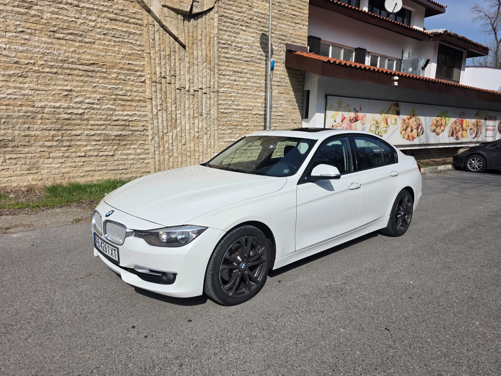 BMW 320 F30, снимка 4 - Автомобили и джипове - 55583756