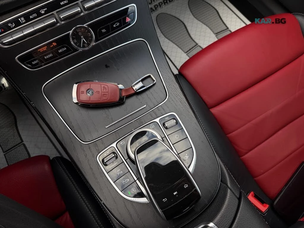 Mercedes-Benz E 400 BURMESTER* ПАМЕТ* ПОДГРЕВ* КАМЕРА* , снимка 13 - Автомобили и джипове - 55706415