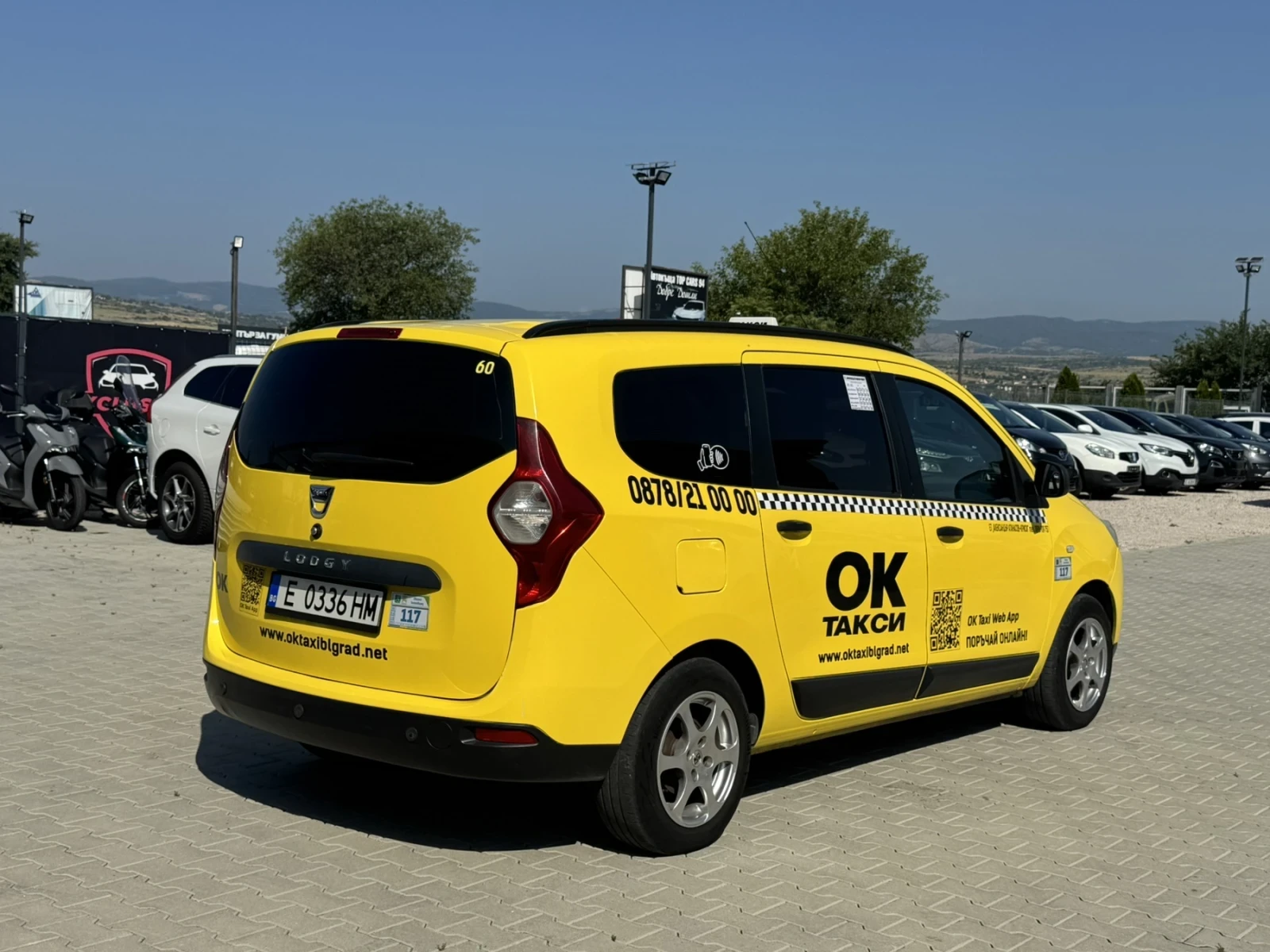 Dacia Lodgy, снимка 7 - Автомобили и джипове - 56343587