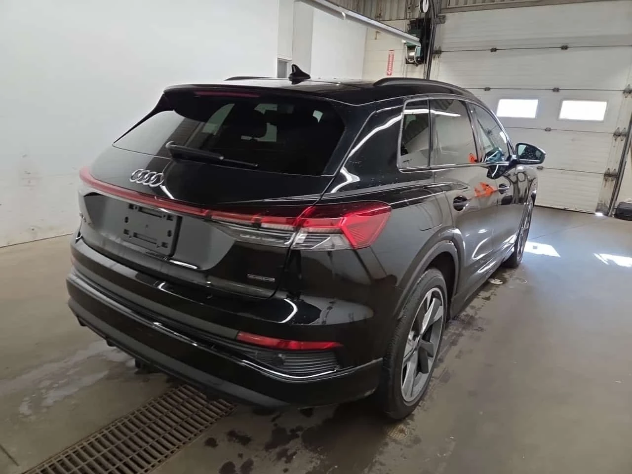 Audi E-Tron * 55 QUATTRO * CARFAX * , снимка 3 - Автомобили и джипове - 56622226