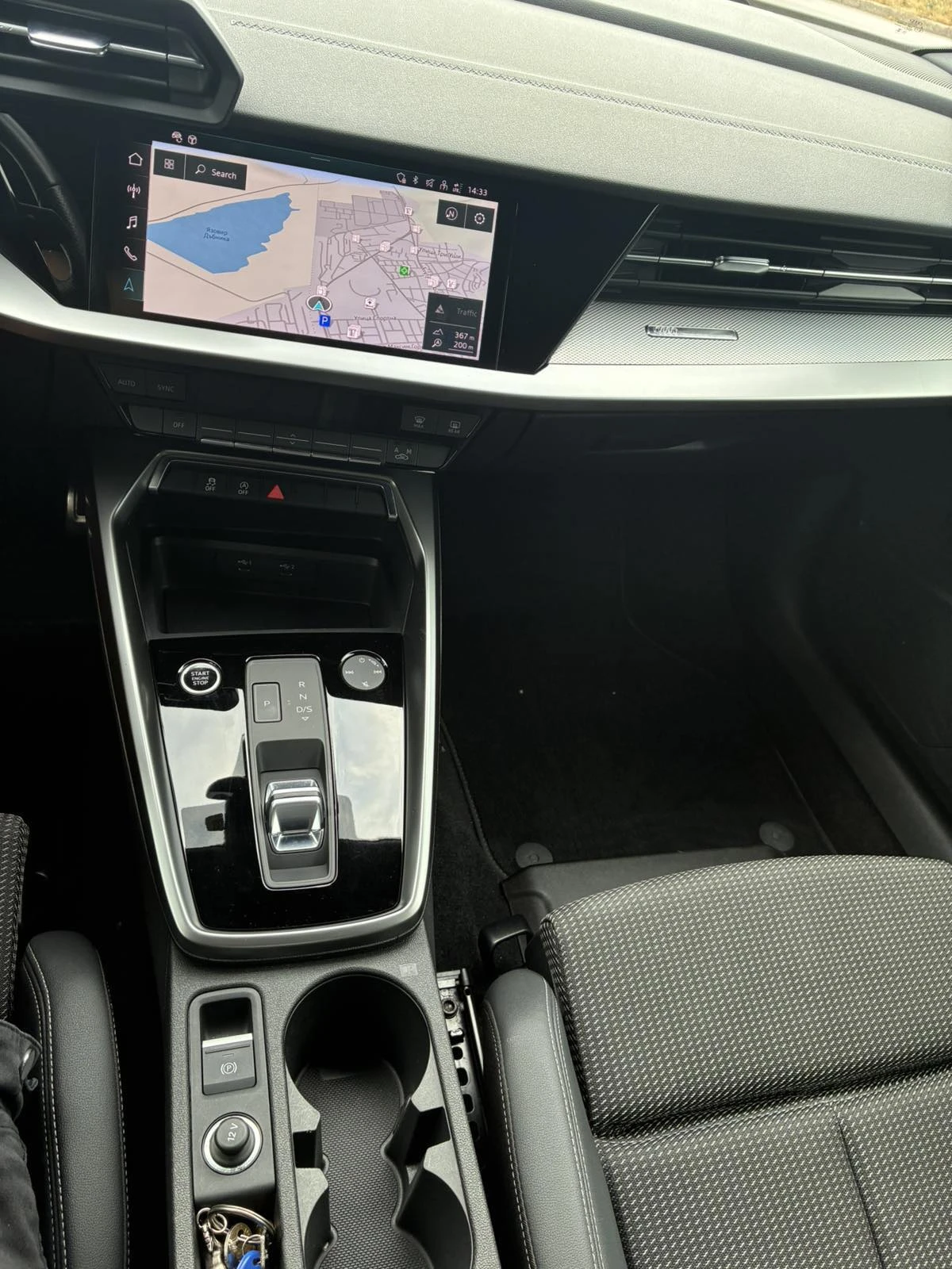 Audi A3 30 TFSI / S-Line / MHEV / Limo, снимка 11 - Автомобили и джипове - 56661939