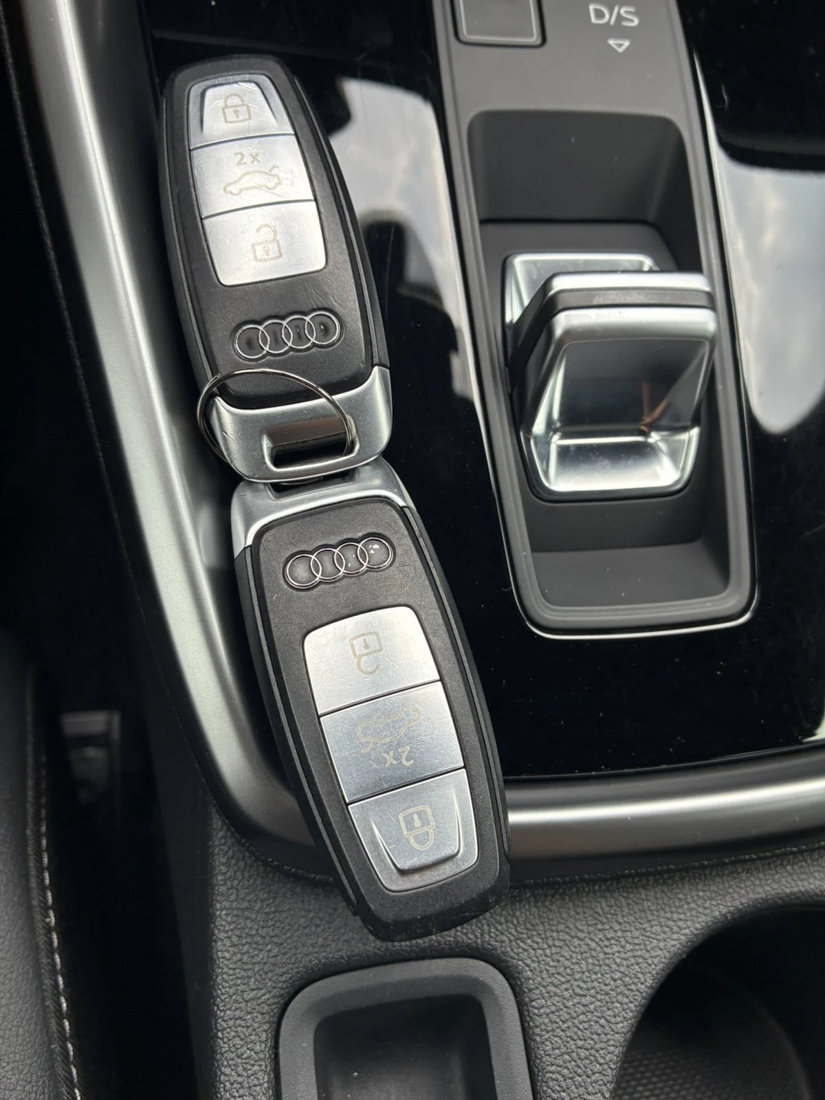 Audi A3 30 TFSI / S-Line / MHEV / Limo, снимка 13 - Автомобили и джипове - 56661939