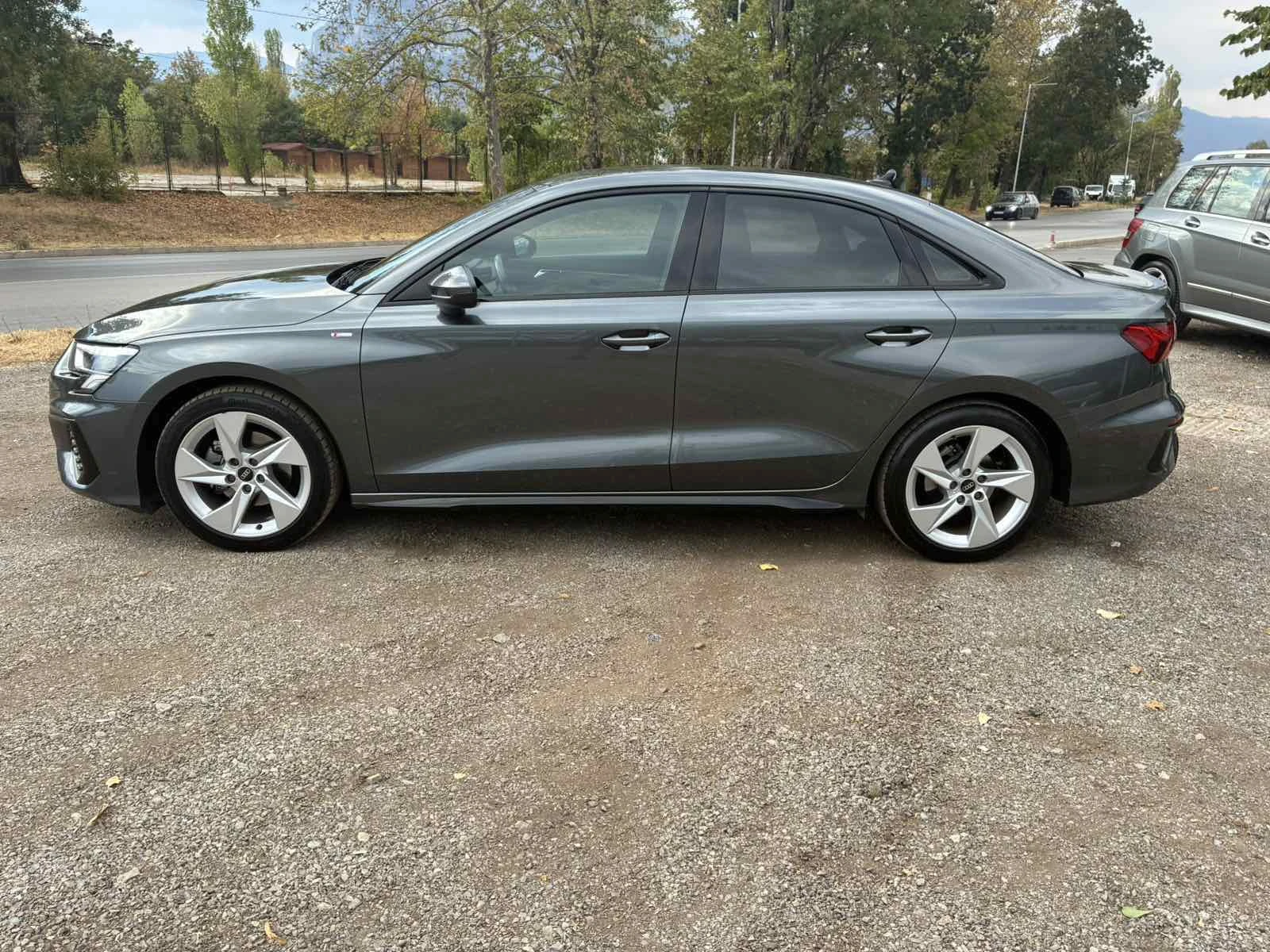 Audi A3 30 TFSI / S-Line / MHEV / Limo, снимка 3 - Автомобили и джипове - 56661939