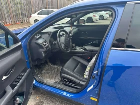 Lexus UX 250h  CARFAX, снимка 5