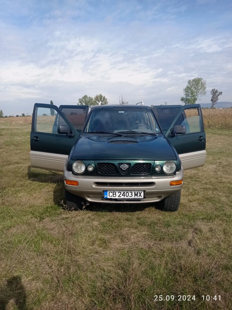 Nissan Terrano, снимка 1 - Автомобили и джипове - 47352543