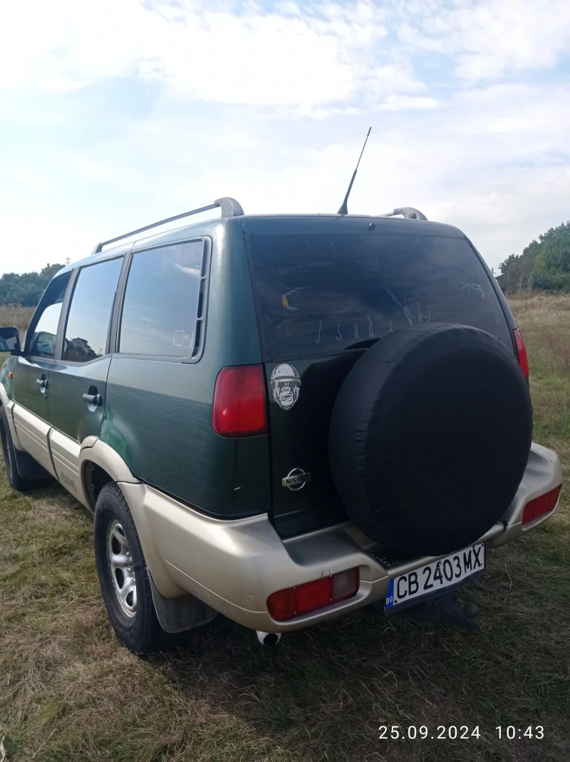 Nissan Terrano, снимка 5 - Автомобили и джипове - 47352543