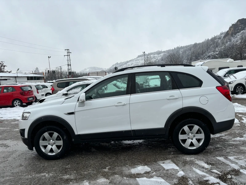 Chevrolet Captiva 2.2 CDTI  7 МЕСТА, снимка 6 - Автомобили и джипове - 48480171