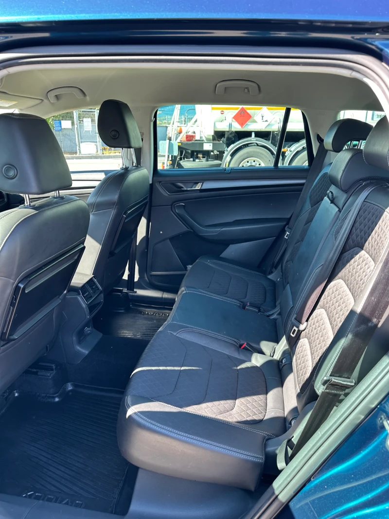 Skoda Kodiaq Камера 4х4 ПЕРФЕКТЕН , снимка 9 - Автомобили и джипове - 51795899