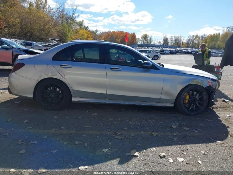 Mercedes-Benz C 43 AMG * CARFAX * БЕЗ ПЪРВОНАЧАЛНА ВНОСКА, снимка 14 - Автомобили и джипове - 52694704