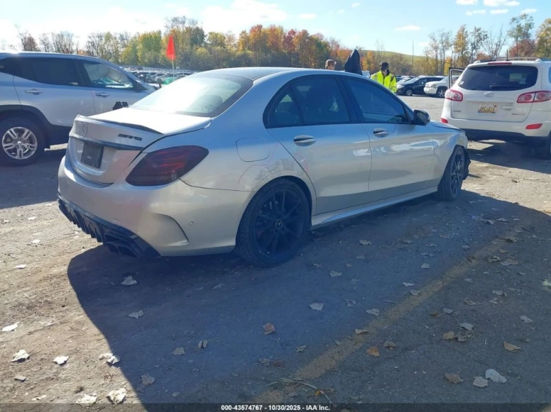 Mercedes-Benz C 43 AMG * CARFAX * БЕЗ ПЪРВОНАЧАЛНА ВНОСКА, снимка 4 - Автомобили и джипове - 52694704