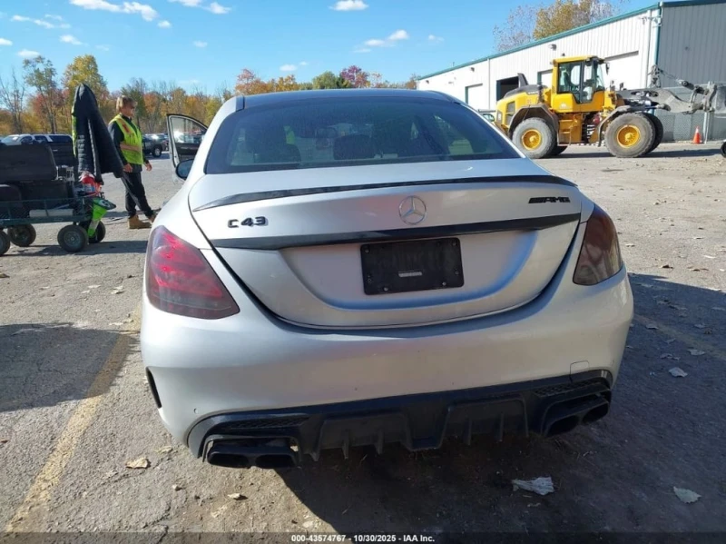 Mercedes-Benz C 43 AMG * CARFAX * БЕЗ ПЪРВОНАЧАЛНА ВНОСКА, снимка 17 - Автомобили и джипове - 52694704
