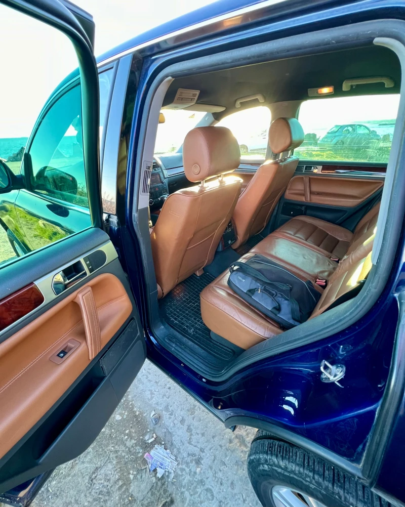 VW Touareg 3.0 TDI V6 Сменени Вериги, снимка 4 - Автомобили и джипове - 53586738