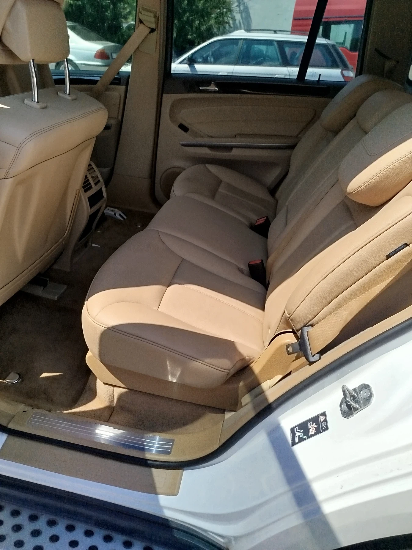 Mercedes-Benz GL 350  - изображение 4