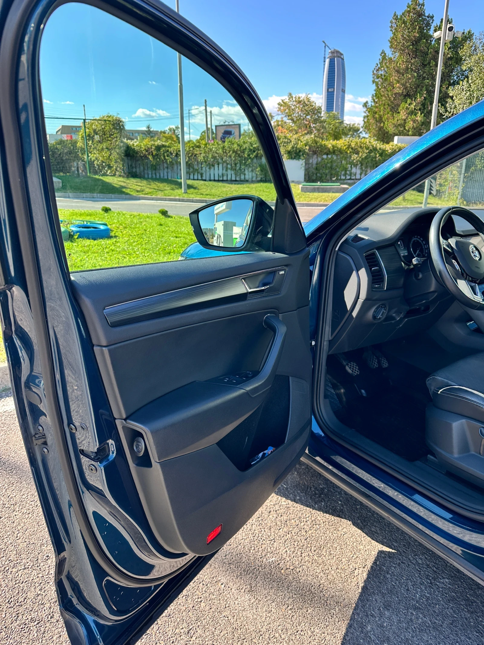 Skoda Kodiaq  44 | Mobile.bg   5