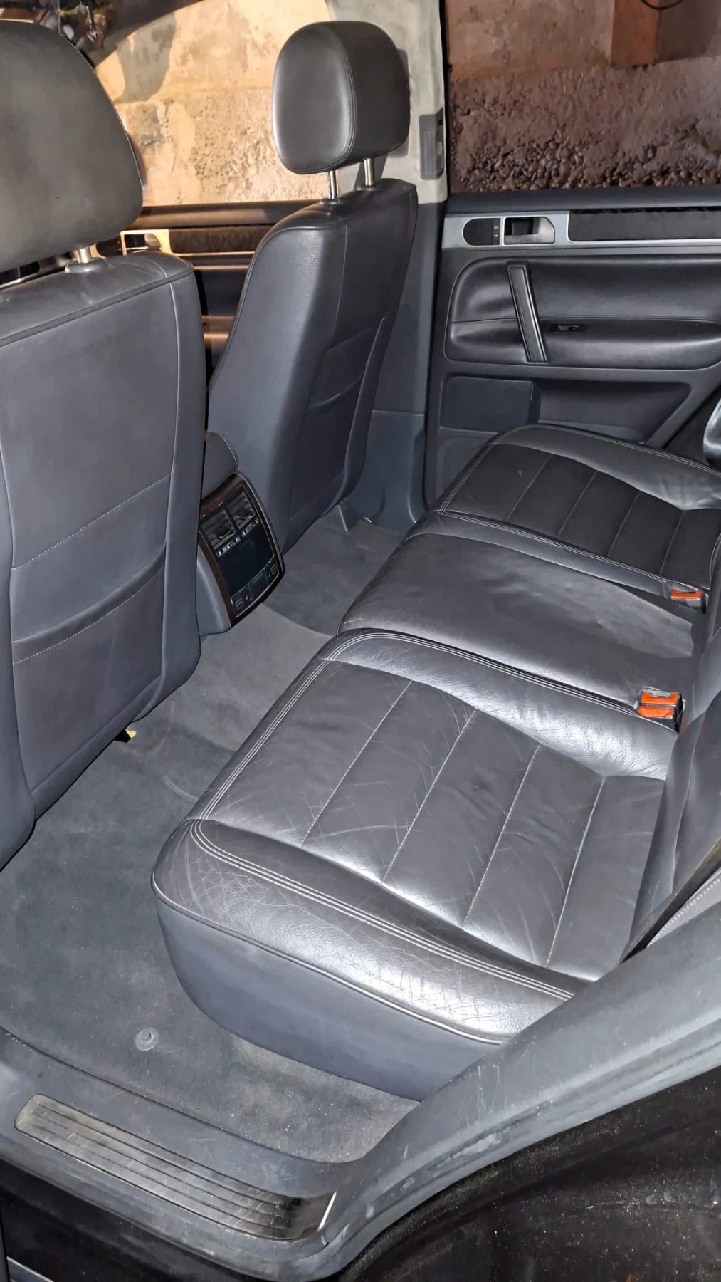 VW Touareg V8 . 4, 2 бензин/газ  - изображение 9